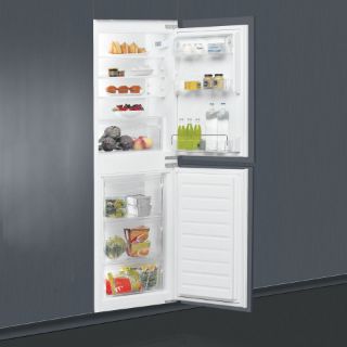 Picture of Whirlpool 50/50 B/I Stop Frost Fridge Freezer